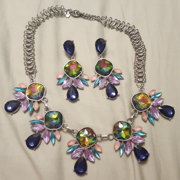 Charming Charlie Jewelry - Necklace earing set